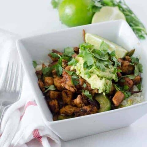 Chipotle Chicken Burrito Bowl | paleoscaleo.com