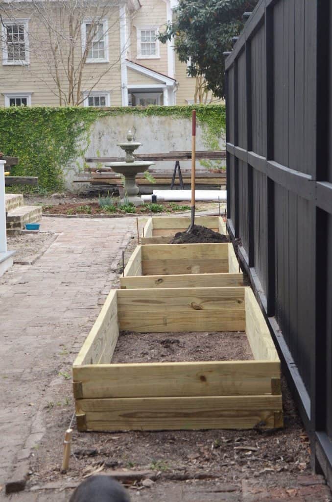 Raised bed vegetable garden boxes