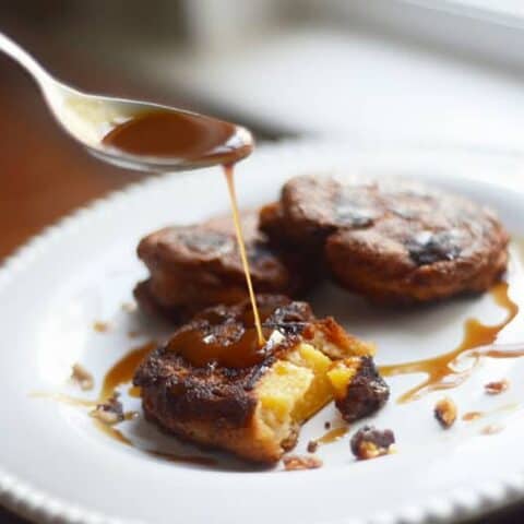 Paleo Peach Fritters | paleoscaleo.com